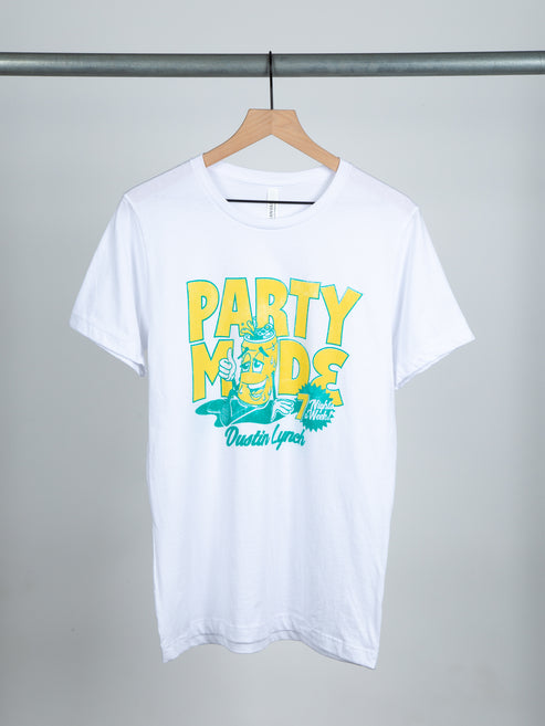 Party mode white tee Dustin Lynch